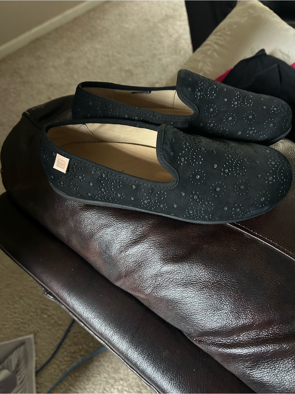 Black ladies loafer-size 8-